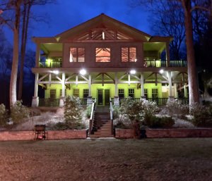 11BR Waterfront Estate on 36 acers Indoor Pool/Spa
